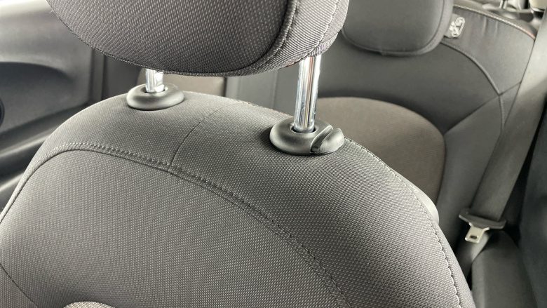 MINI Hatchback 1.5 Cooper Classic 3dr Auto Petrol Hatchback